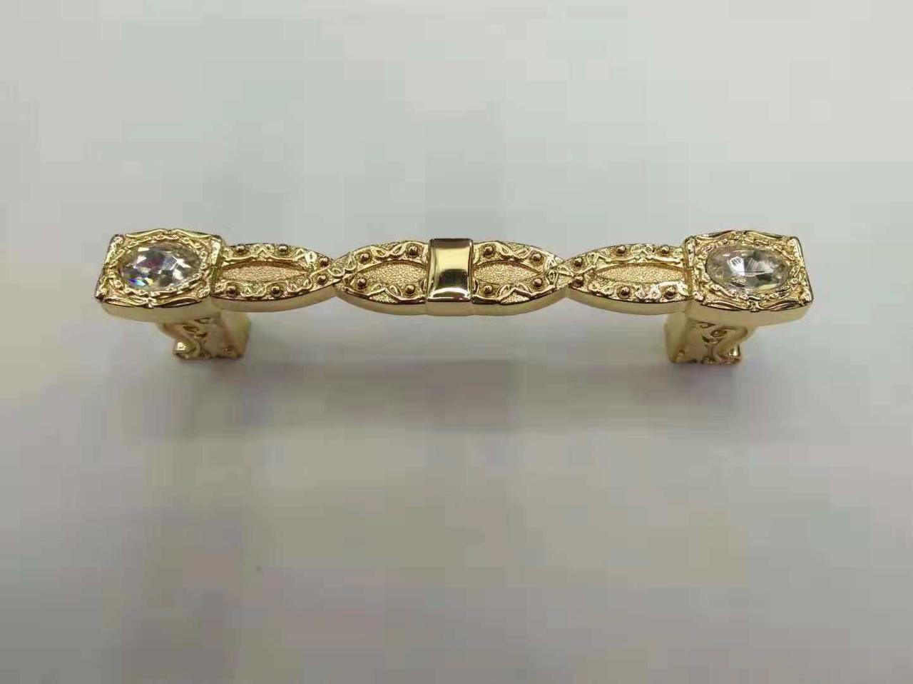 Ручка-скоба с кристаллами, 1689-096 золото SKF