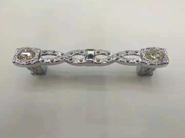 Ручка-скоба с кристаллами, 1689-096 хром