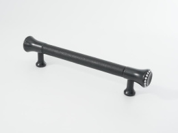 Ручка мебельная  Alpha 128 мм  BL+BL  черная кожа+черный  ADELIA